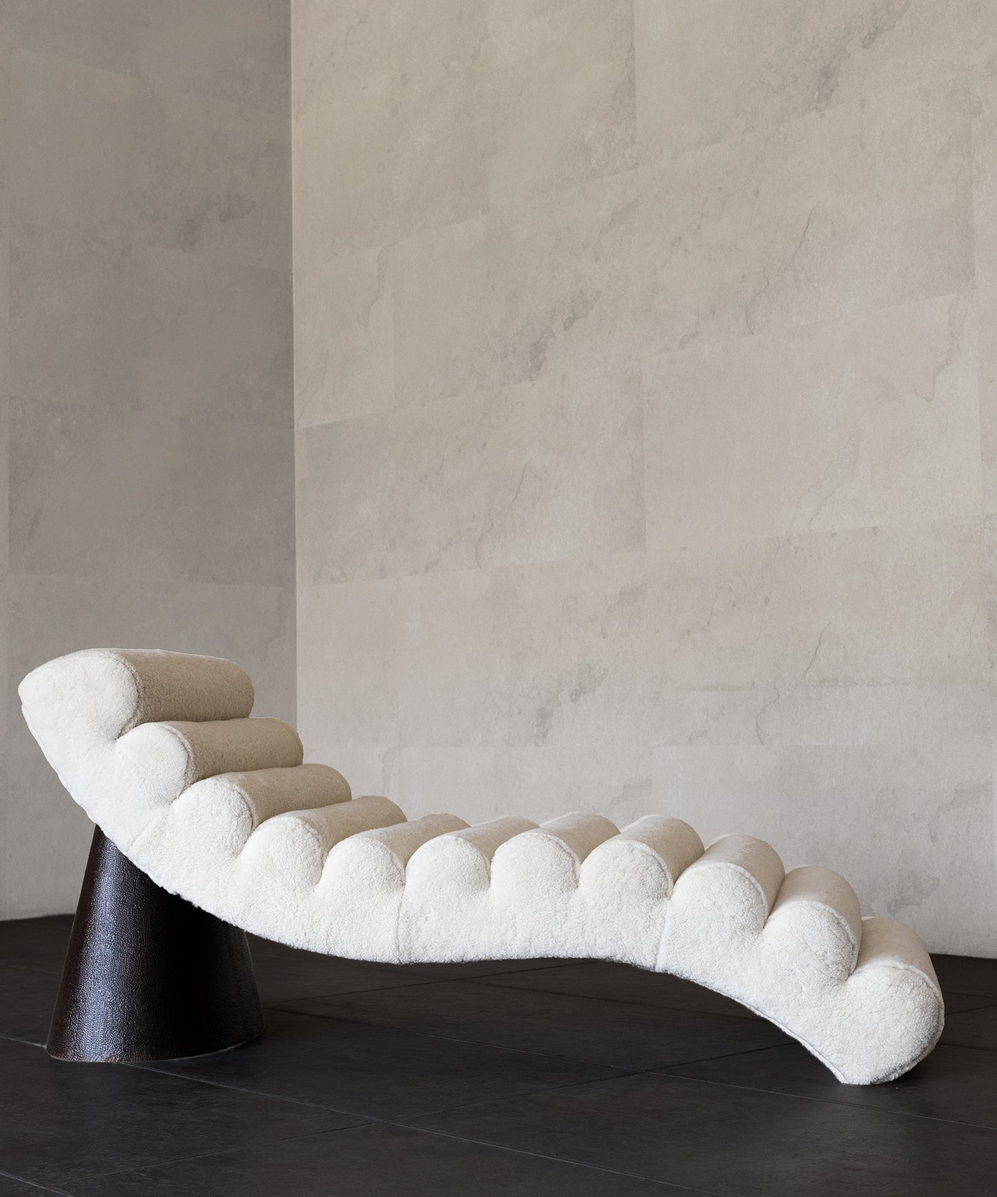 POUND CHAISE | CREAM SHEARLING HammeredDark Bronze