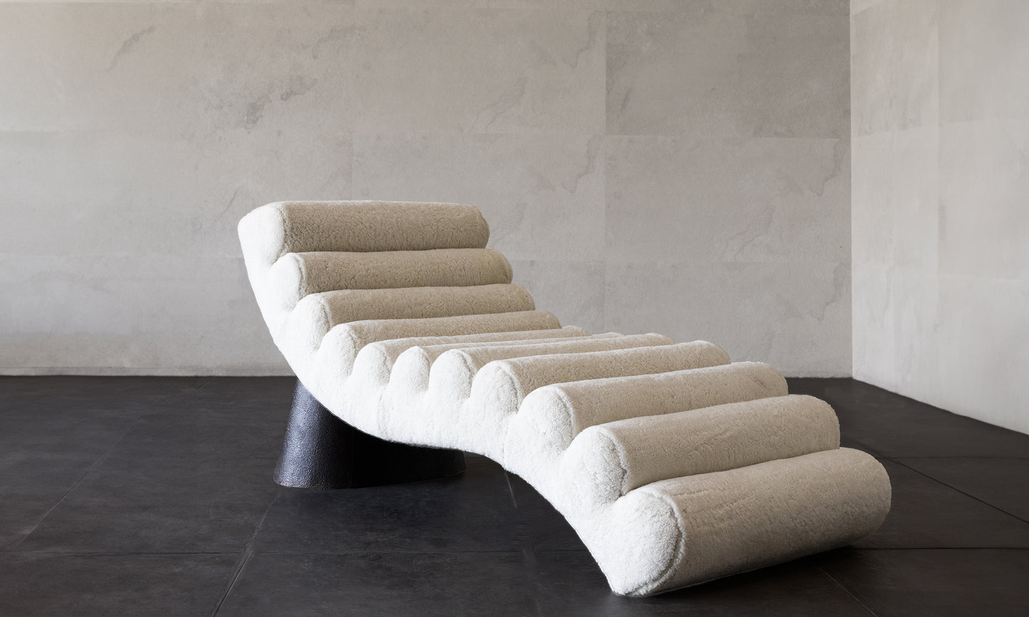 POUND CHAISE | CREAM SHEARLING HammeredDark Bronze