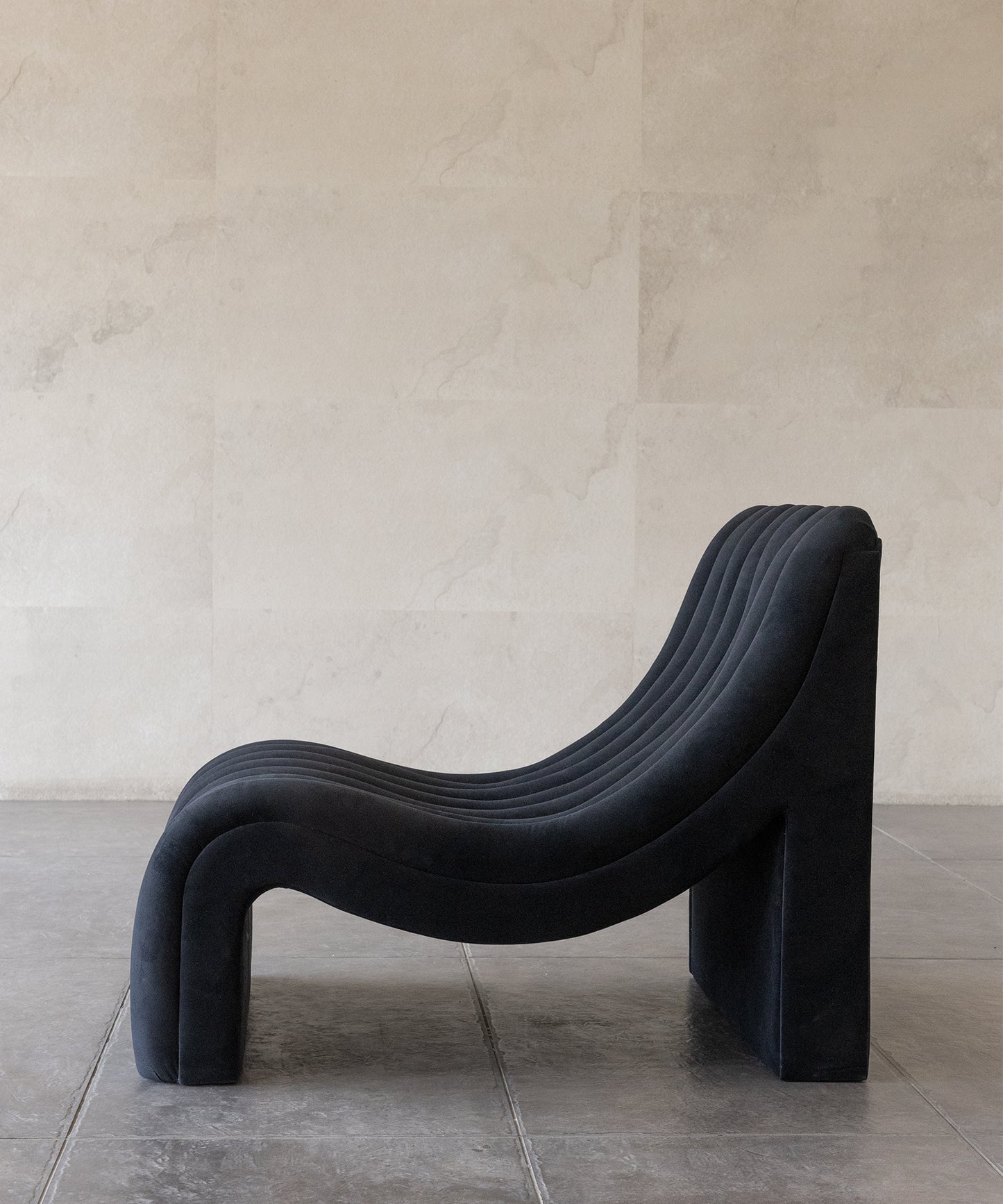 BALANCE CHAIR | BLACK