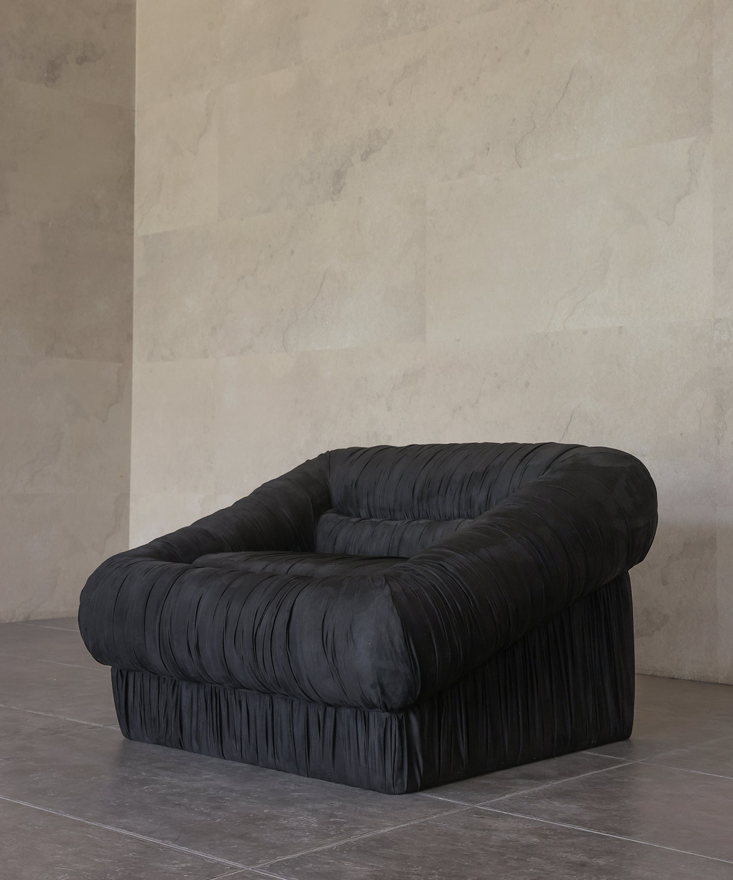 VERVE LOUNGE CHAIR | BLACK